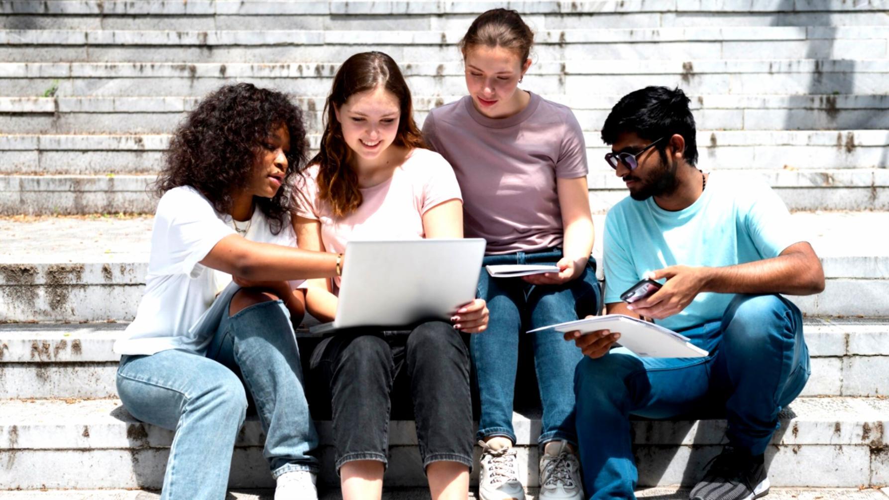 Vzdělávací materiály a nástroje pro správu rozpočtu